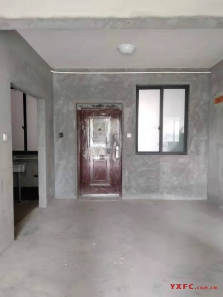 紫金府毛坯3房/3厅/2卫朝南好房200万