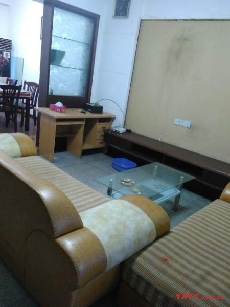 碓坊新村毛坯2房/2厅/1卫朝南好房1200元/月