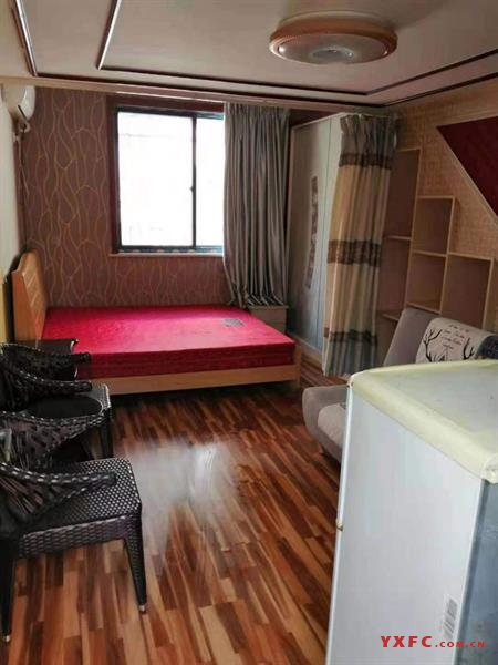 太滆小区毛坯好房1房/1厅/1卫朝南30平米700元/月