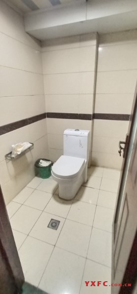 新天地公寓楼精装写字楼3房/1厅/2卫朝北106平米3000元/月