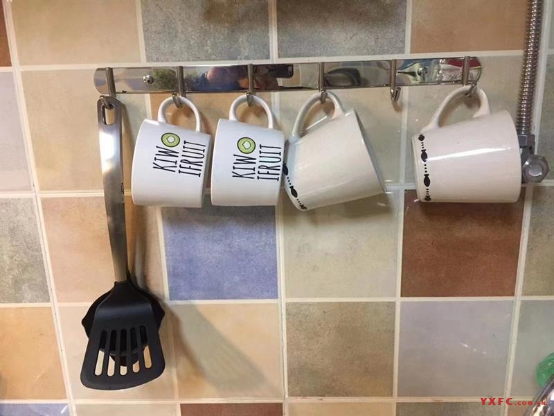 景湖天成，商品房，一期，1楼，超大车库，55平方，2室1厅1厨1卫，现代精致豪华