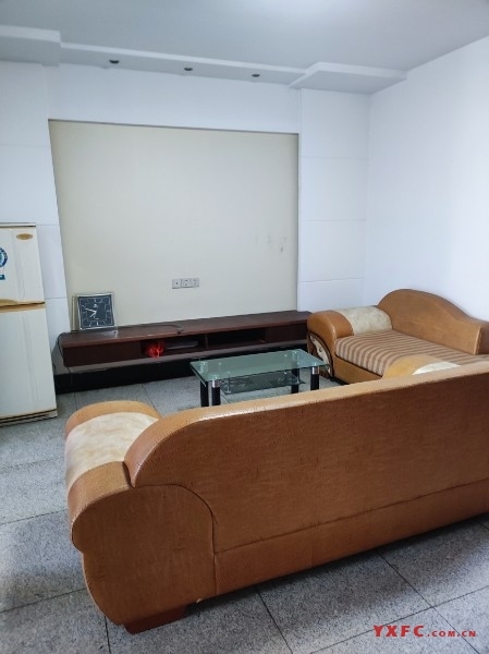 碓坊新村简装好房2房/2厅/1卫朝南88平米1200元/月