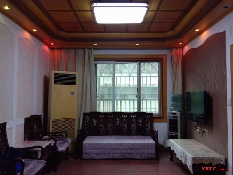 银苑新村精装好房3房/2厅/1卫朝南130平米2100元/月