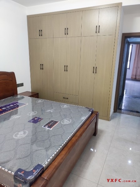 碓坊新村精装好房2房/2厅/1卫朝南90平米2000元/月