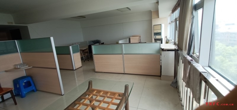 新天地公寓，6楼，朝南景观房，52平方，办公装修，1650月，空调，热水器，简