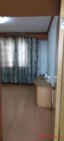 长乐新村简装好房2房/1厅/1卫朝南80平米1200元/月