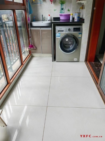 景湖天成花园精装好房4房/2厅/2卫朝南160平米3800元/月