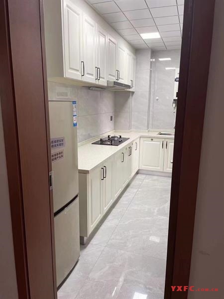 春雁花园电梯房出租2室2厅1卫精装修