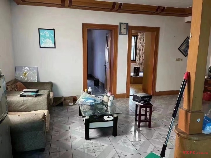 碓坊新村简装好房2房/2厅/1卫朝南80.28平米65万