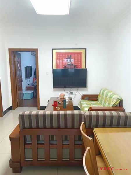 725001临溪花园1.5楼62平，1室1厅1卫，中等装修、干净清爽，南北通透、