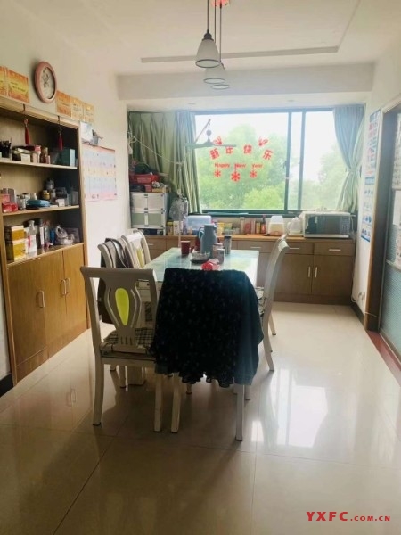 上海新苑简装好房2房/2厅/1卫朝南100平米2600元/月