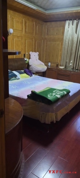 板桥新村简装好房2房/2厅/1卫朝南90平米1500元/月