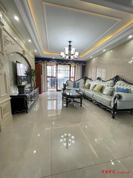 景湖天城，电梯景观房，6楼，153.47平方，4/2/2卫/，轻奢风精装修，亏本