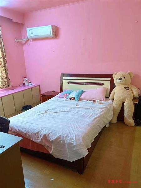 东虹新村，5楼/最高6层，80平方，2室一厅一卫，中档装修，空调，热水器，