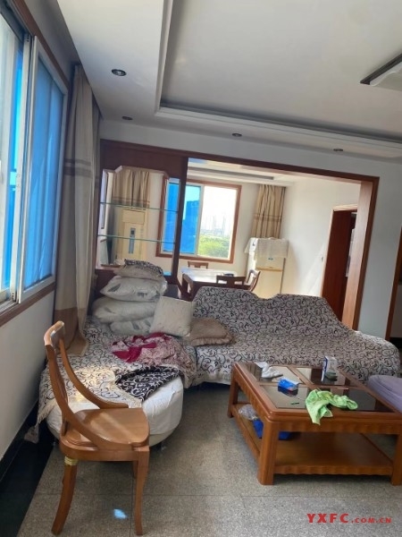 裕红新村毛坯好房3房/1厅/1卫朝南90平米1800元/月