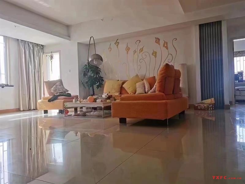 911001兴园小区电梯房16楼非顶楼，2室2厅1厨1卫140平精装