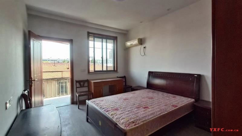 914002市中心茶西新村3楼，精装修，2室，设施齐全，月租1200元，可押一