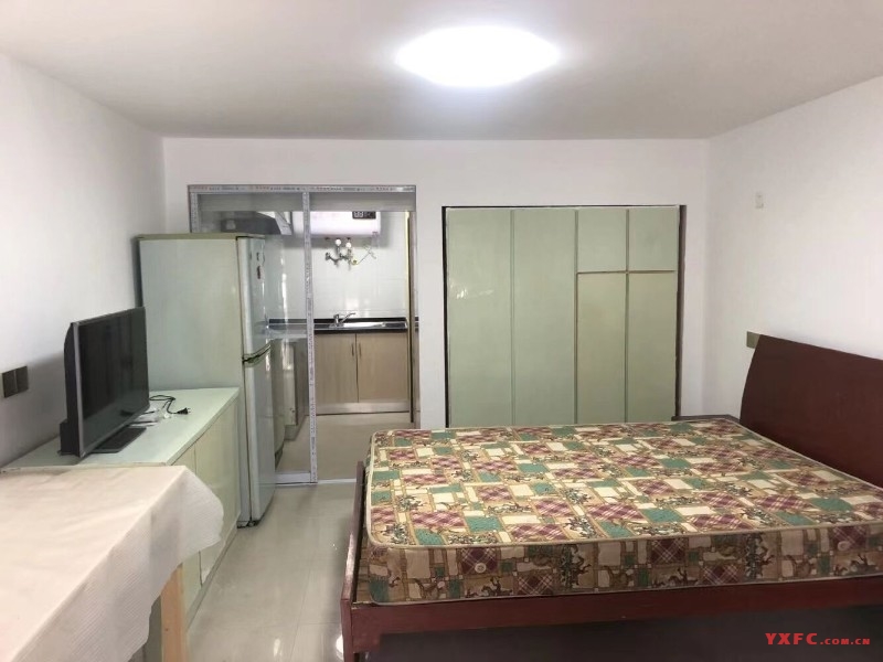 3574.盛隆花园汽车库32平米装修清爽设施齐全750/月