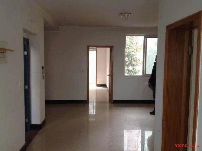 1016004和兴佳苑1楼65平米1室1厅1卫中装空调热水器餐桌席梦思