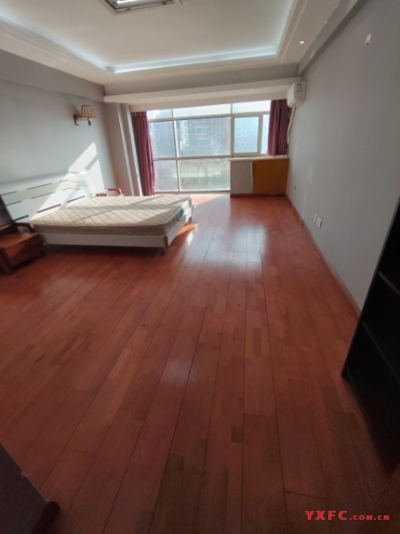 新天地公寓精装好房1房/1厅/1卫朝南52平米1680元/月