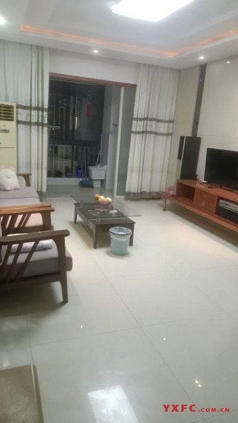 金城花园二期精装好房2房/2厅/1卫朝南100平米2000元/月