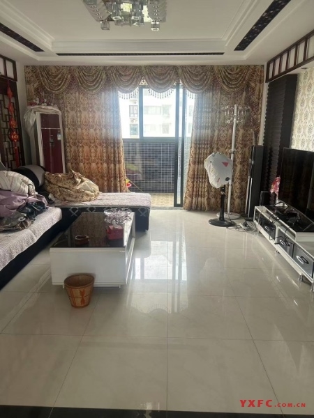 上海新苑精装好房3房/2厅/1卫朝南130平米2500元/月