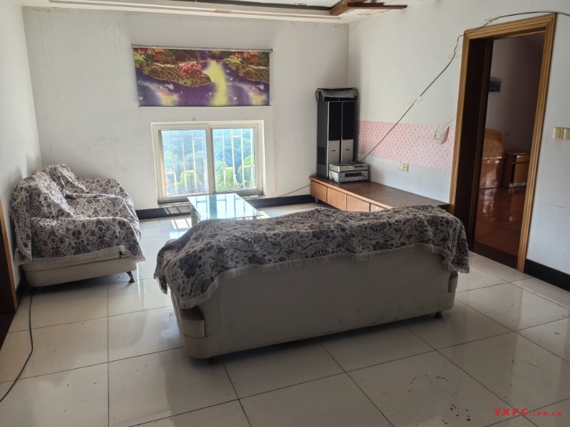 紫竹苑6楼阁楼120平米简装