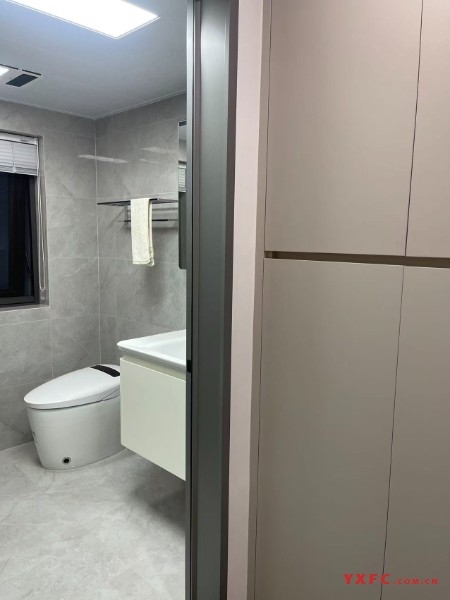 旭辉府29楼126平米高装首租