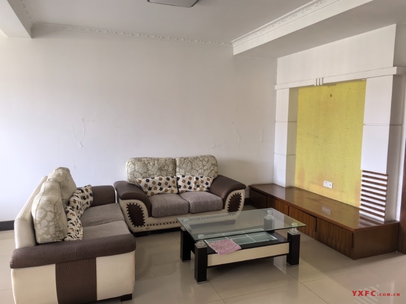 紫竹苑5楼95平米中装设施全