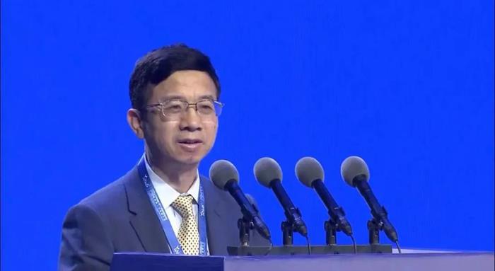 2021中国陶都（宜兴）金秋经贸洽谈会暨乡贤人才发展大会今日开幕 ！