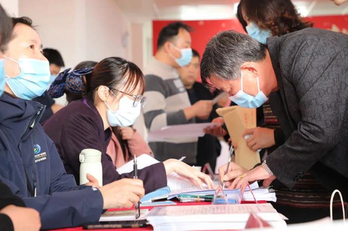 宜兴高塍镇的梧桐人家居民喜提电梯新房