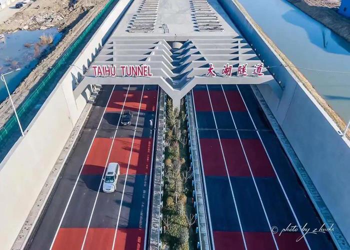 苏锡常南部高速公路常州至无锡段工程建成通车啦！